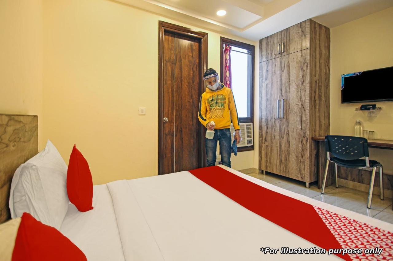 Oyo Flagship Shine Hotel Chinhat Exterior photo