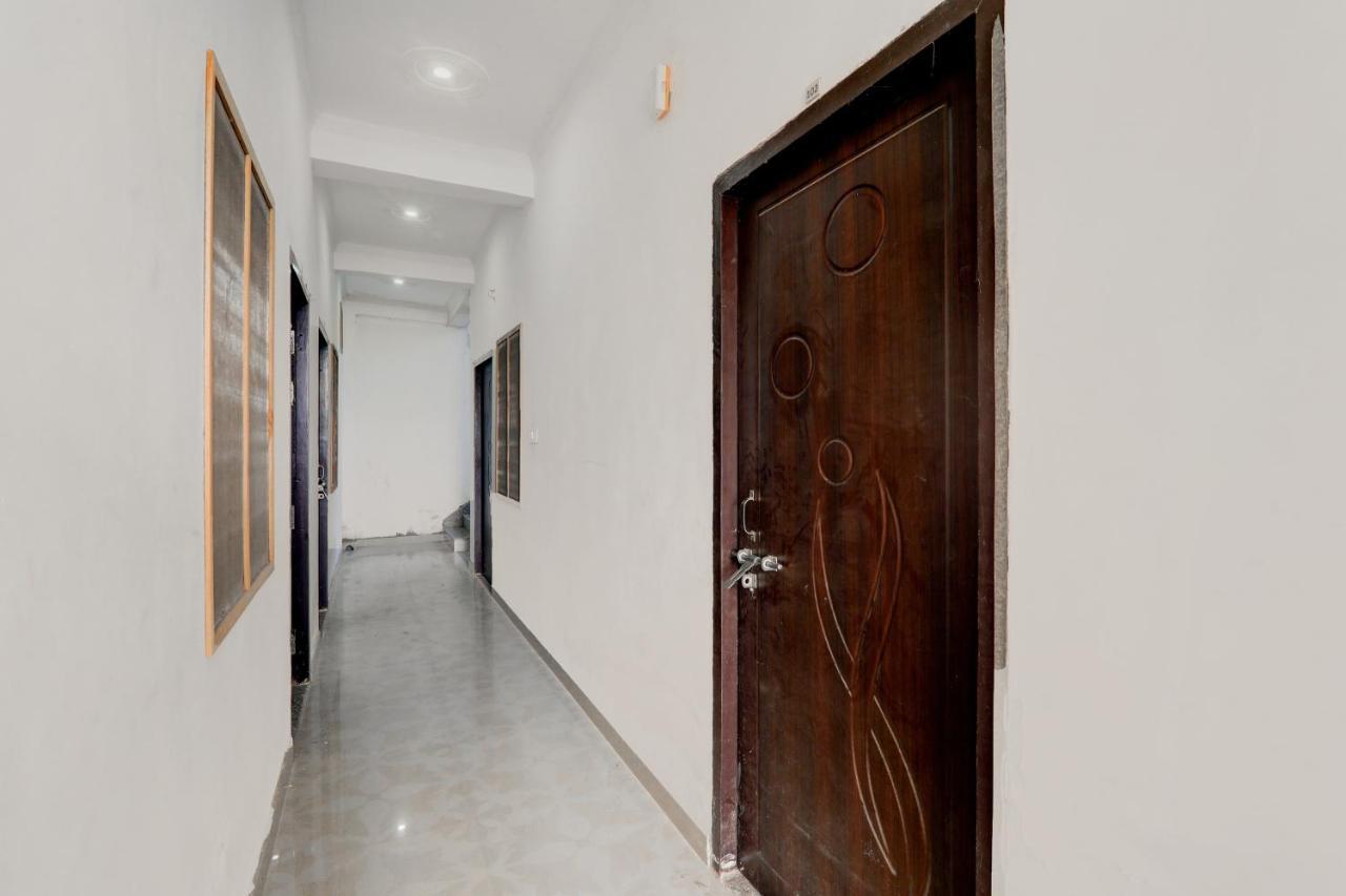 Oyo Flagship Shine Hotel Chinhat Exterior photo